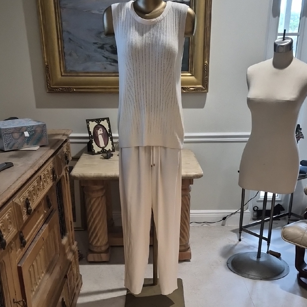 St. John 3-Piece Cream Knit Sleeveless Tank, Jacket & Wide-Leg Pants Set